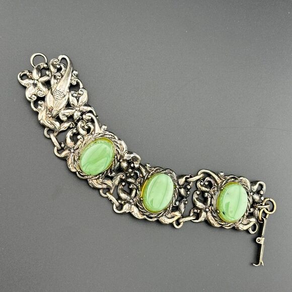 Vintage Silver Tone Repousse Metal Green Nephrite Floral Panel Bracelet 6.5-6.75 - Picture 9 of 13